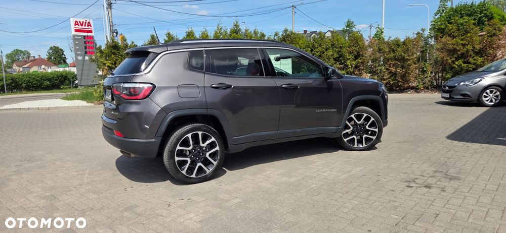 Jeep Compass - 18
