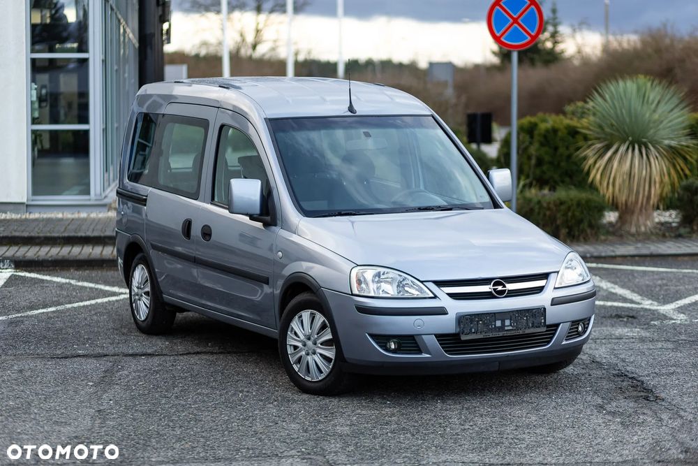 Opel Combo - 8