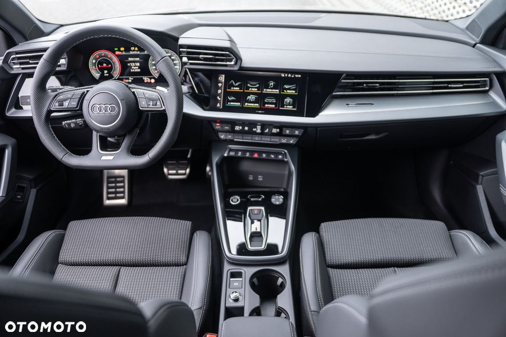 Audi A3 Sportback - 16