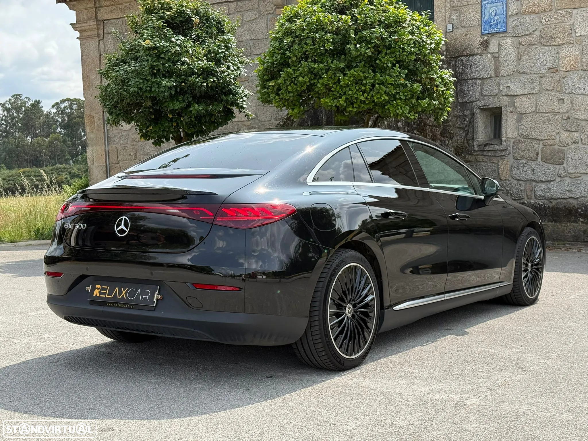 Mercedes-Benz EQE - 7