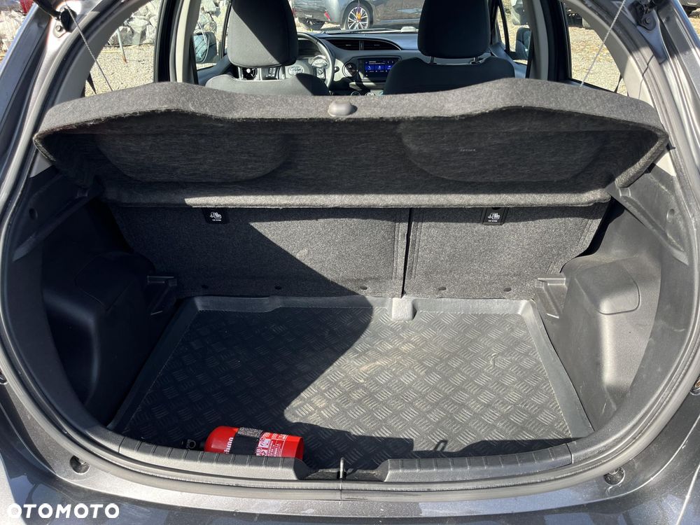 Toyota Yaris 1.5 Premium - 18