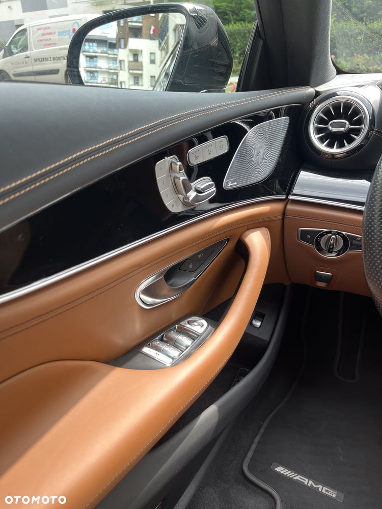 Mercedes-Benz AMG GT 53 4Matic+ 4D Speedshift TCT 9G - 20