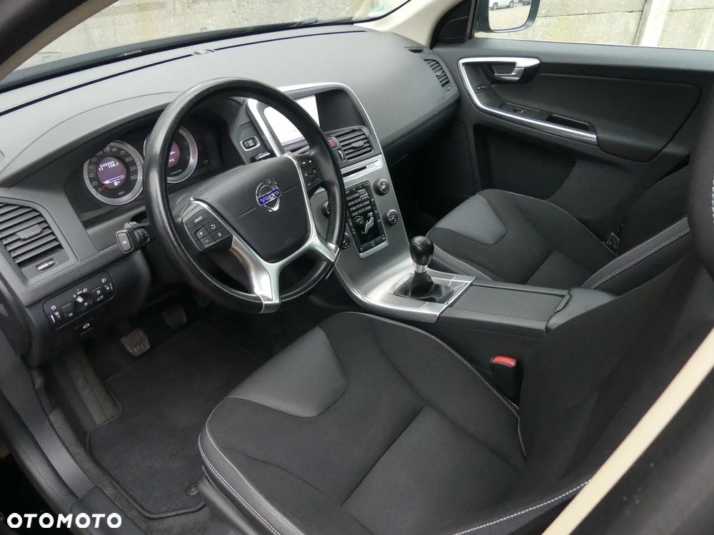 Volvo XC 60 D3 Edition Pro - 2