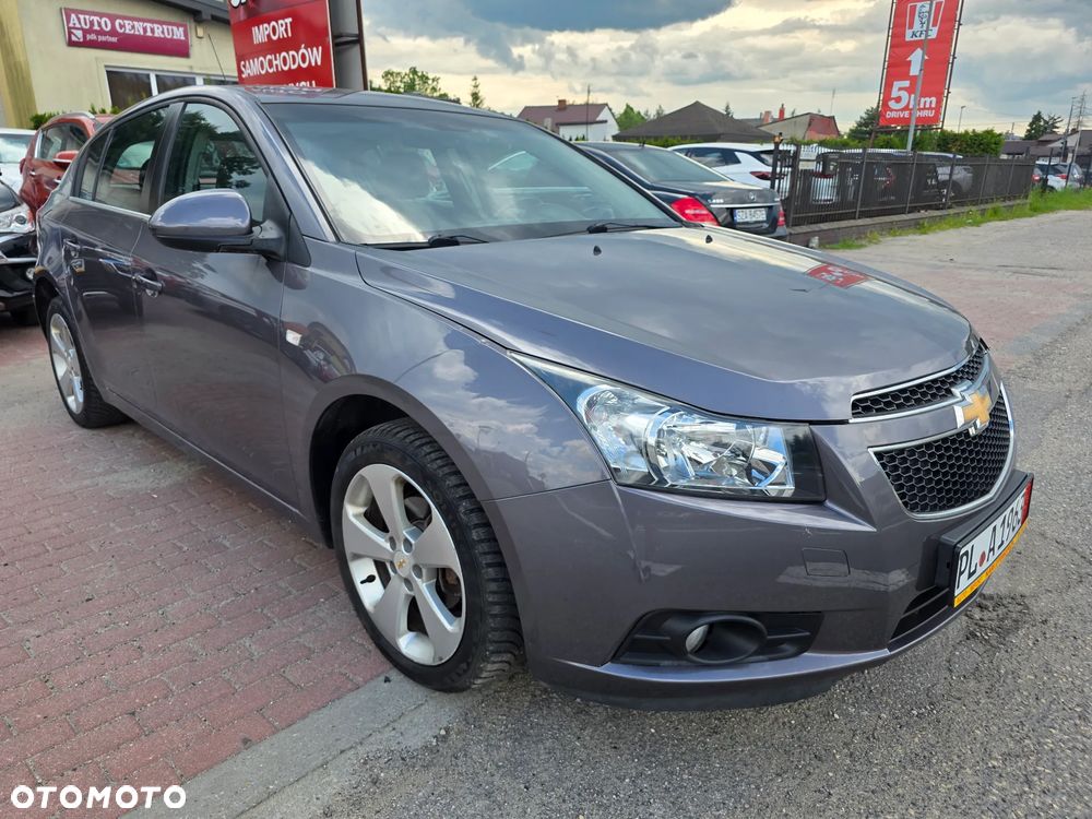 Chevrolet Cruze 1.8 Automatik LTZ - 3