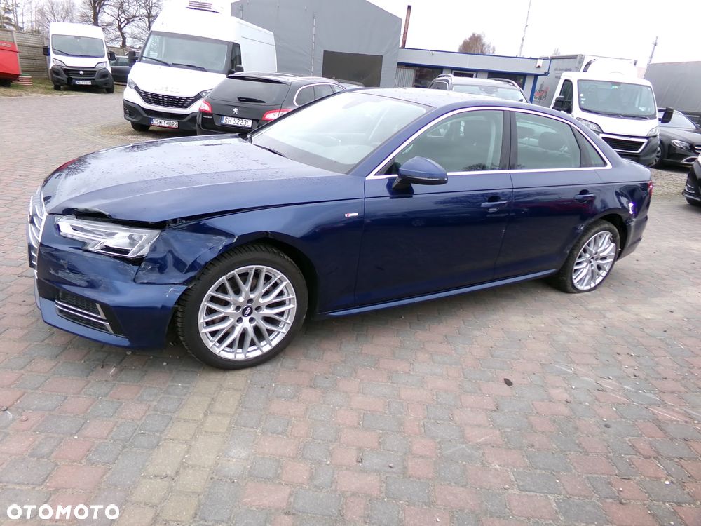 Audi A4 Limousine - 11