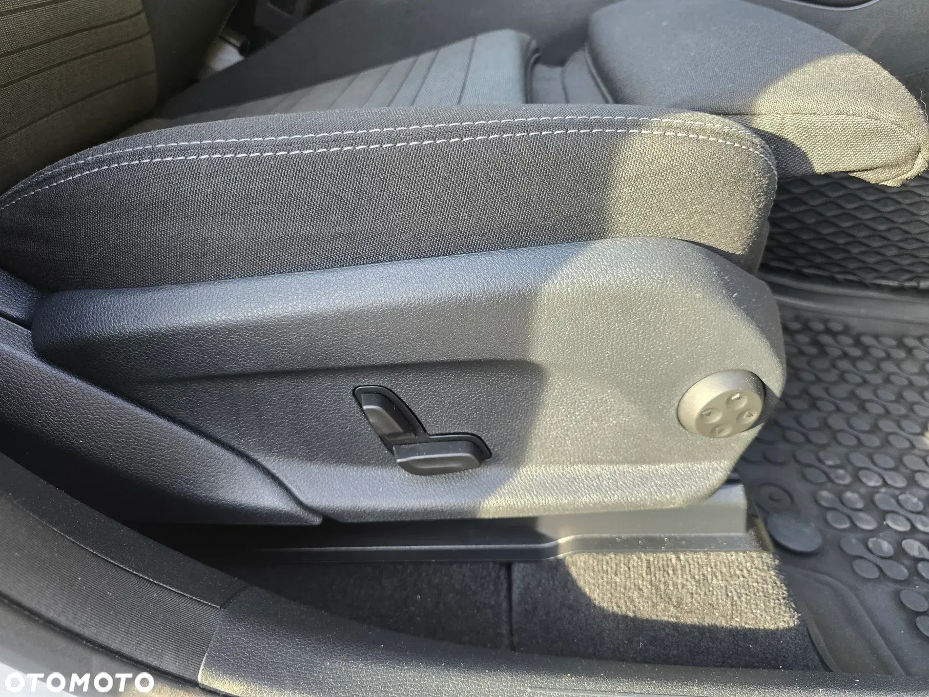 Mercedes-Benz GLC 200 d 4-Matic - 28
