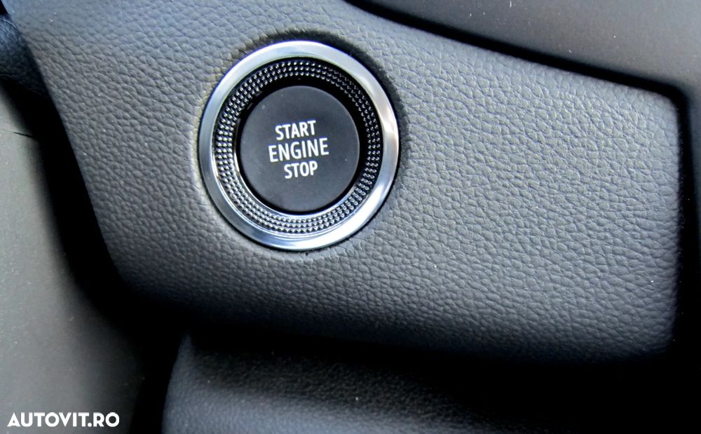 Renault Megane TCe 140 EDC GPF Techno - 27
