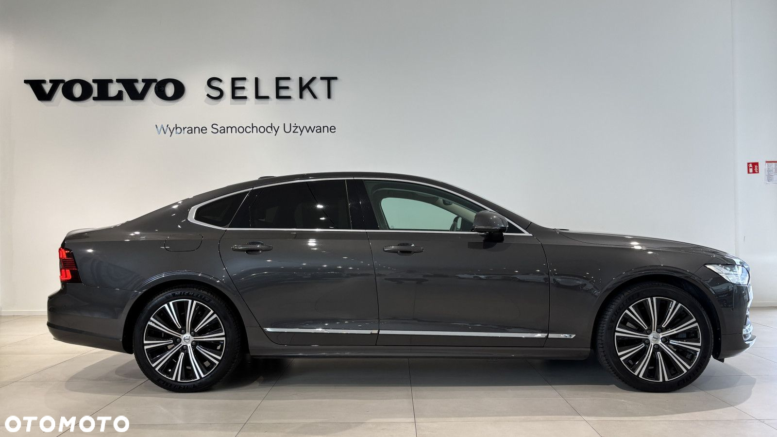 Volvo S90 - 3