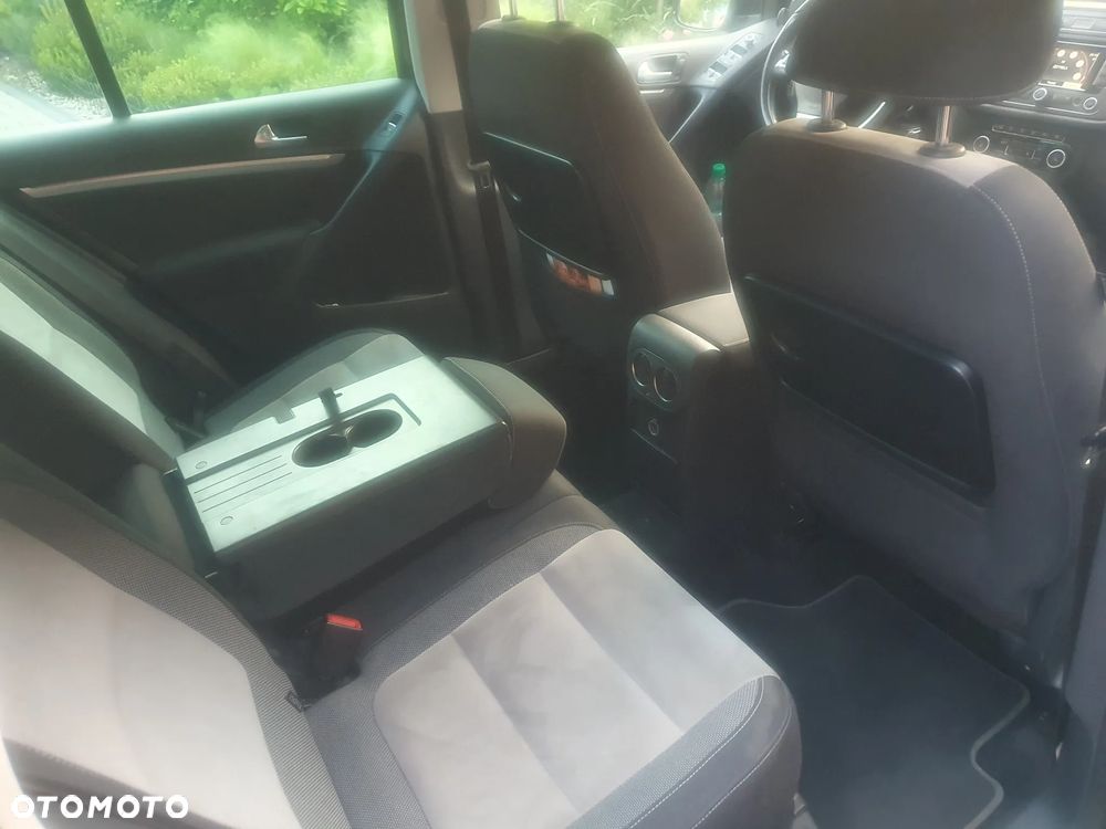 Volkswagen Tiguan 2.0 TDI 4Mot Sport&Style DSG - 17