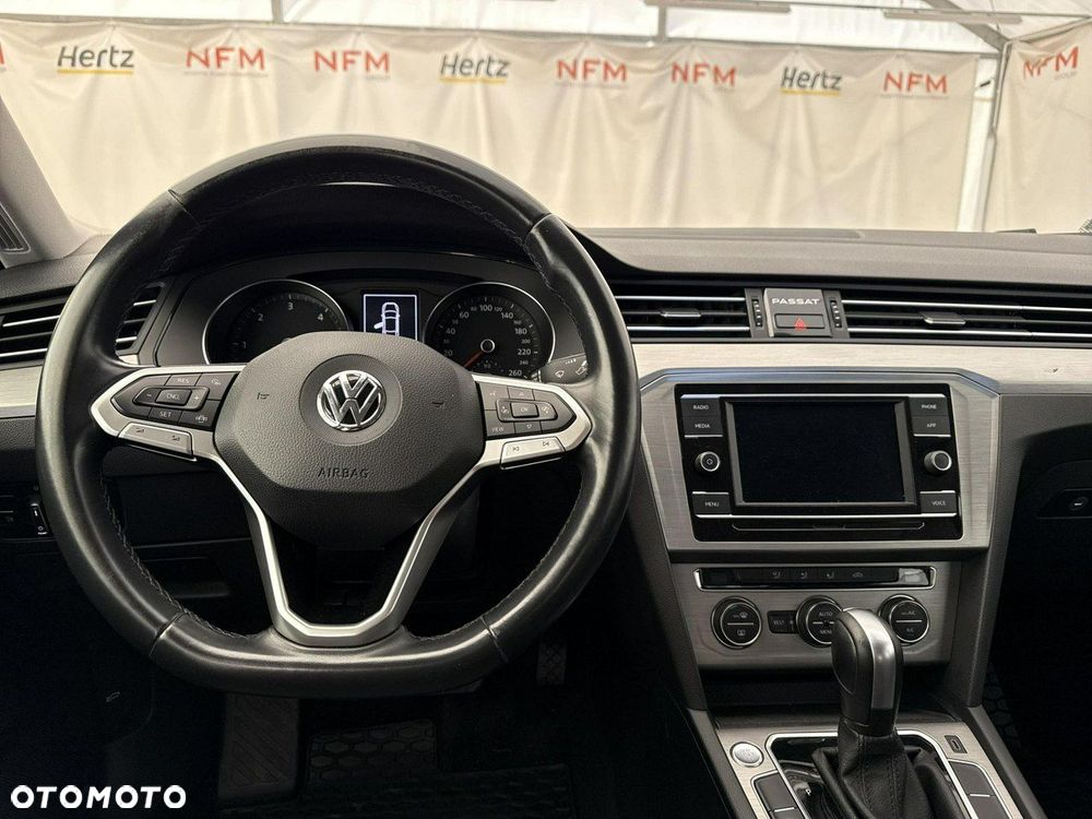Volkswagen Passat 2.0 TDI EVO Essence DSG - 14