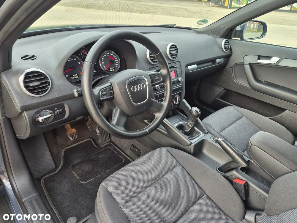 Audi A3 Sportback 1.2 TFSI Attraction - 24