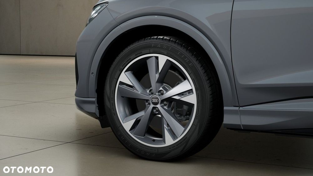 Audi Q4 e-tron - 9