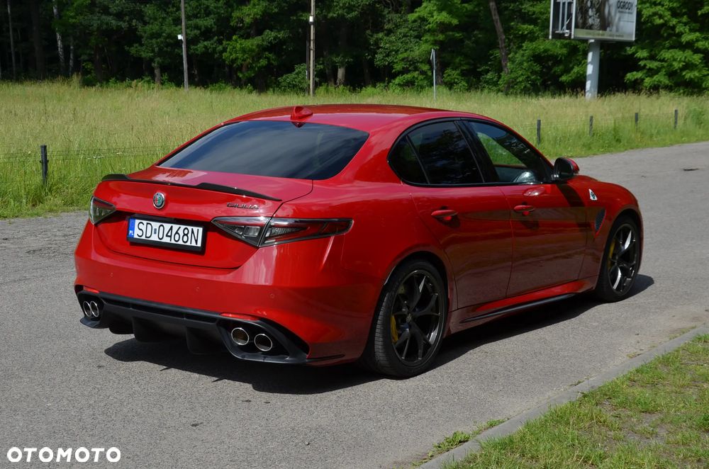 Alfa Romeo Giulia 2.9 Bi Turbo V6 Quadrifoglio - 10