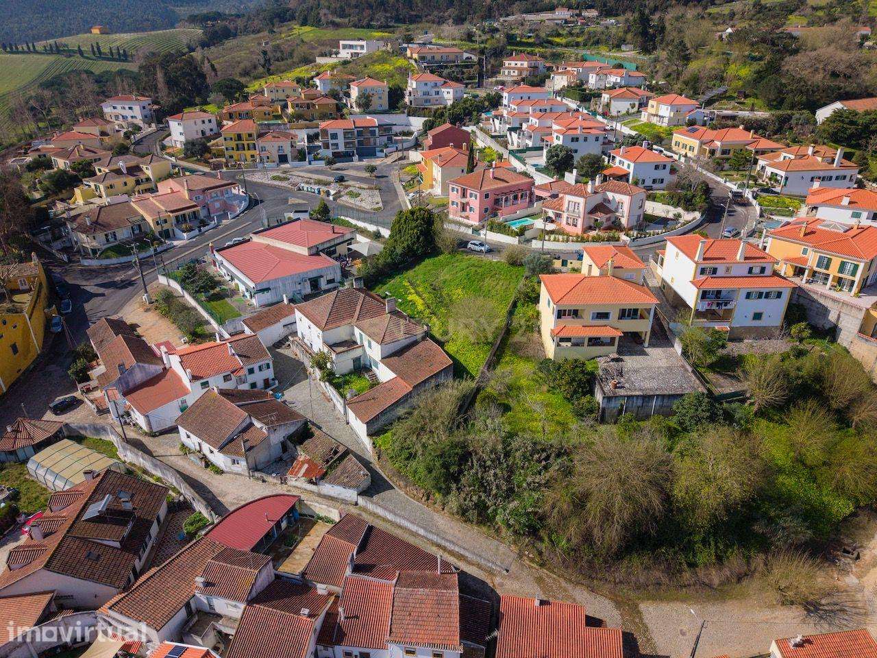 Lote de Terreno | 816 m² | Gradil | Urbanização Encosta de São Silvest - Grande imagem: 2/10
