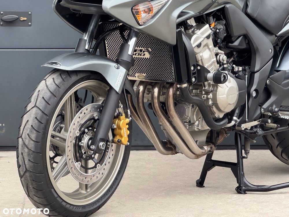Honda CBF - 31