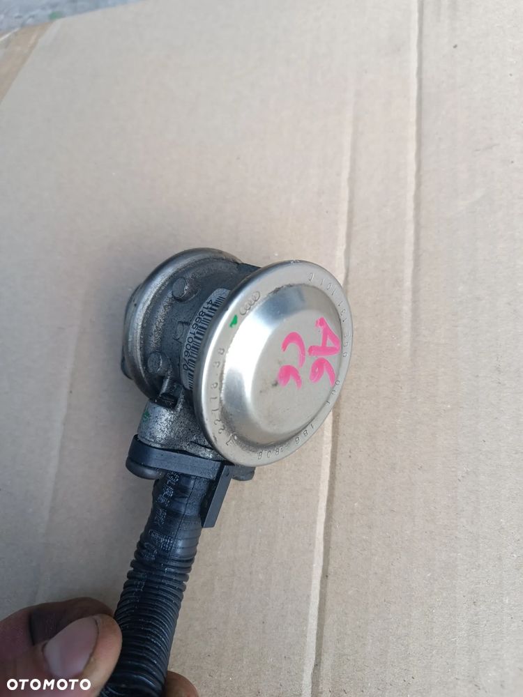 ZAWÓR EGR AUDI A6 C6 2.4 BDW 06E131101C - 4