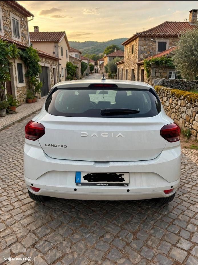 Dacia Sandero - 4