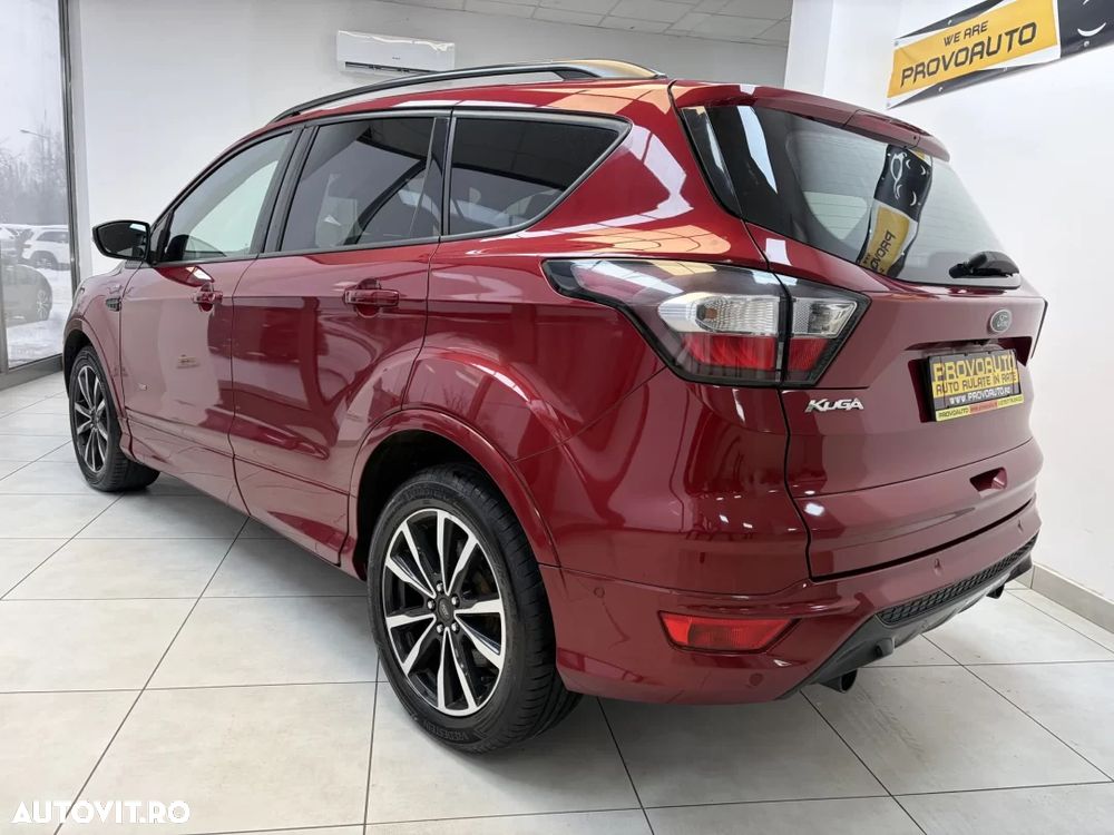 Ford Kuga - 2