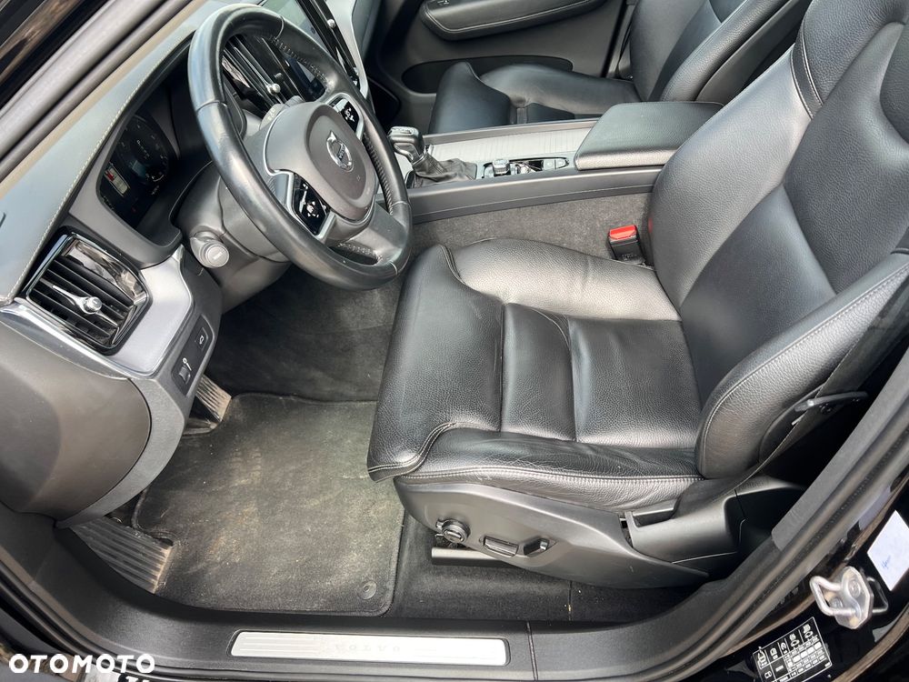 Volvo XC 60 D3 Drive-E R-Design Momentum - 14