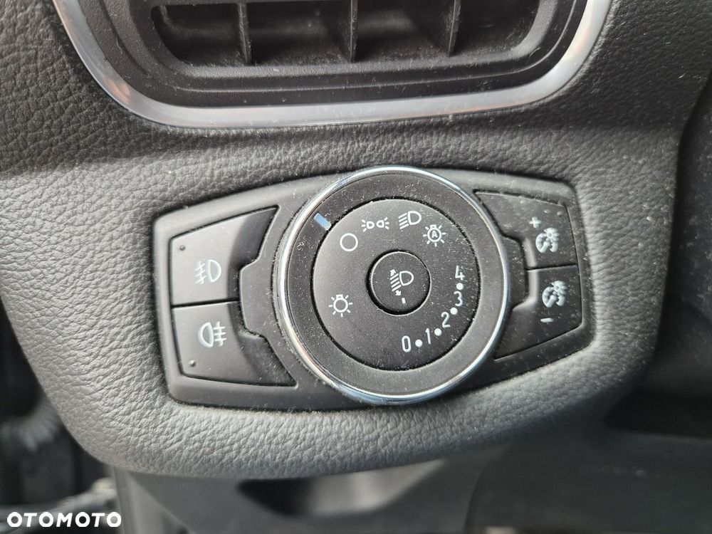 Ford B-MAX - 13