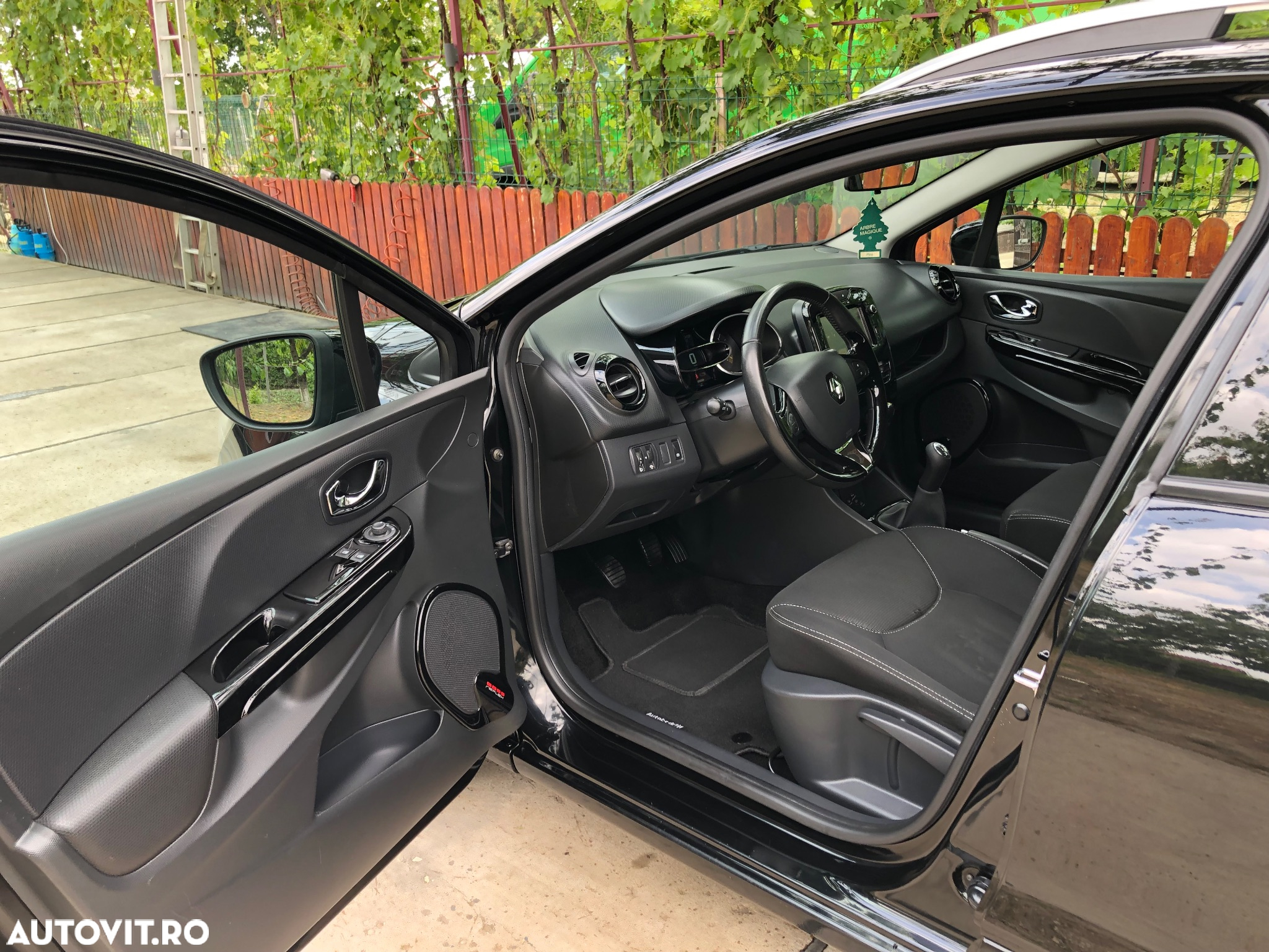 Renault Clio (Energy) dCi 90 Bose Edition - 7