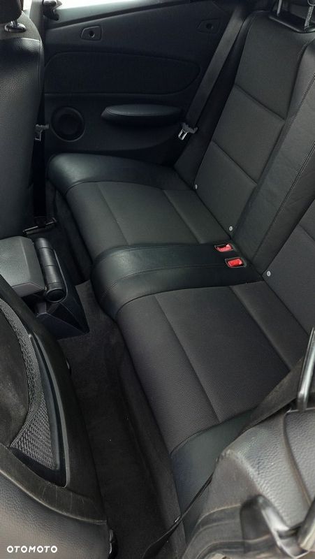 BMW Seria 1 118d DPF - 31