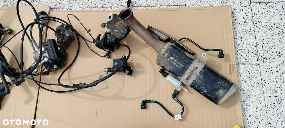 KTM DUKE 125 KOŁO FELGA OWIEWKA LAGI STELAZ OGON ZADUPEK SIEDZENIE 2022 - 8