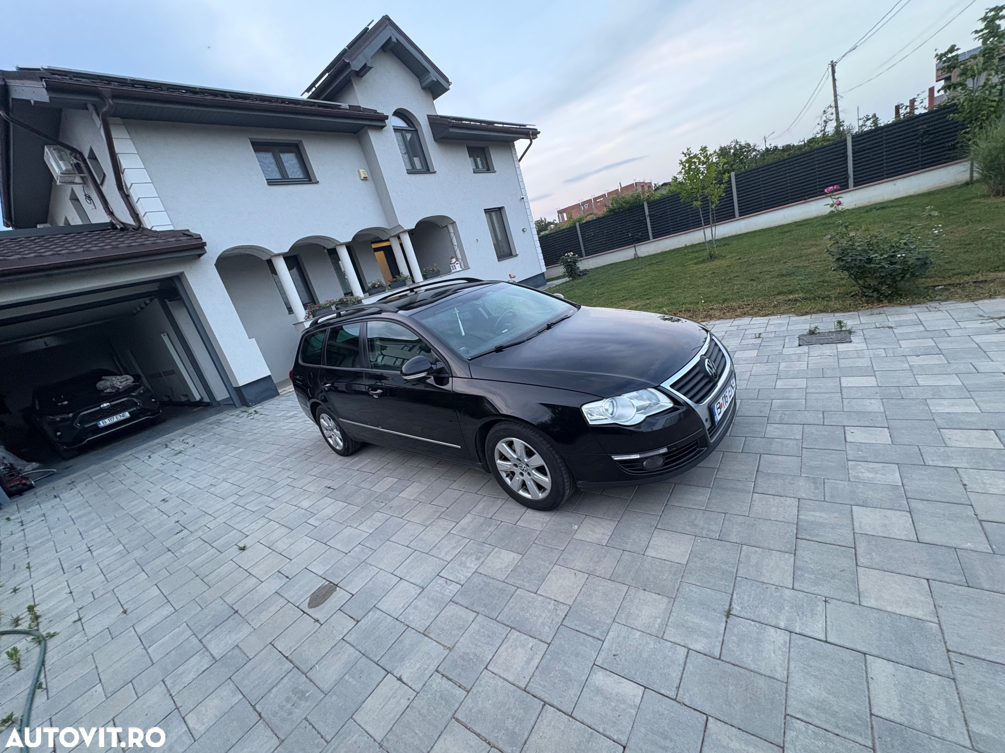 Volkswagen Passat Variant 2.0 TDI Sportline Aut - 2