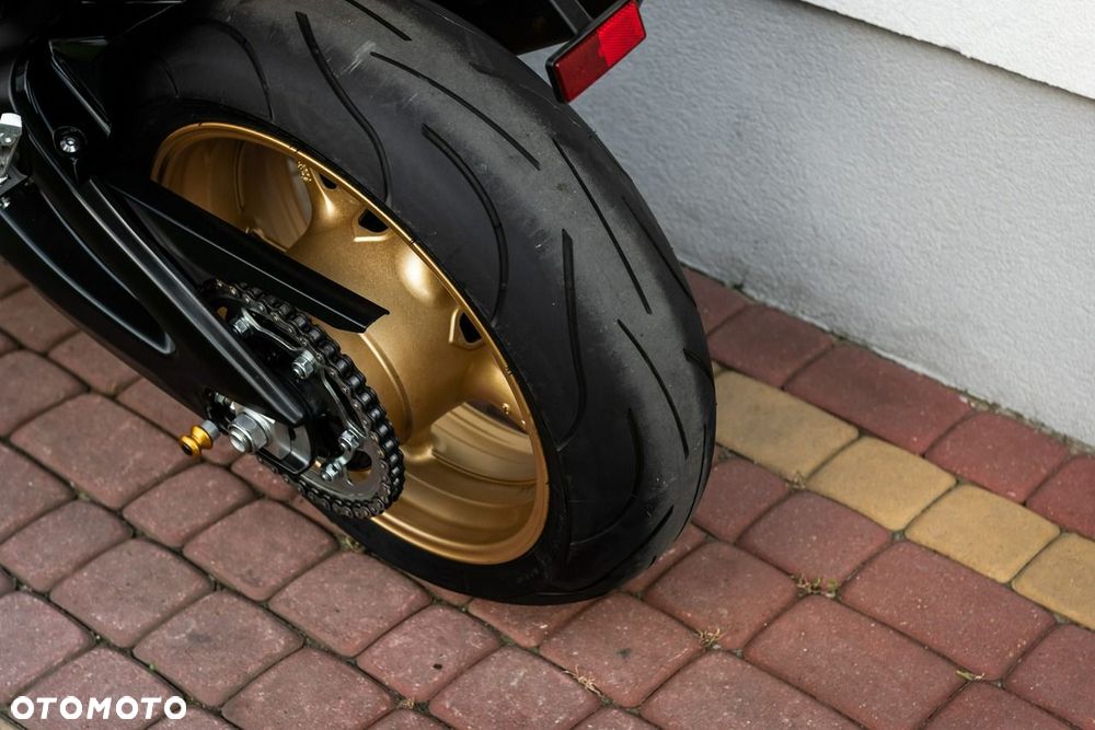 Yamaha FZ - 10