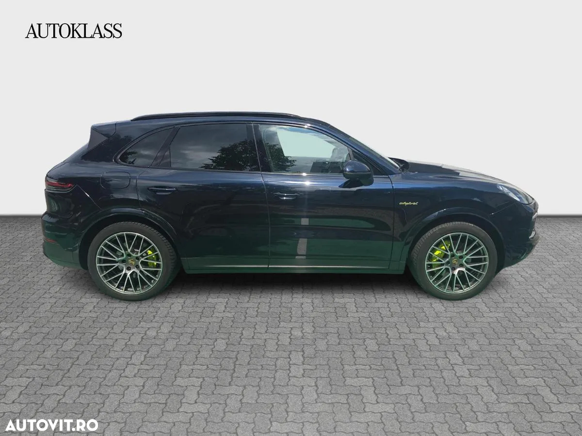 Porsche Cayenne E-Hybrid - 6