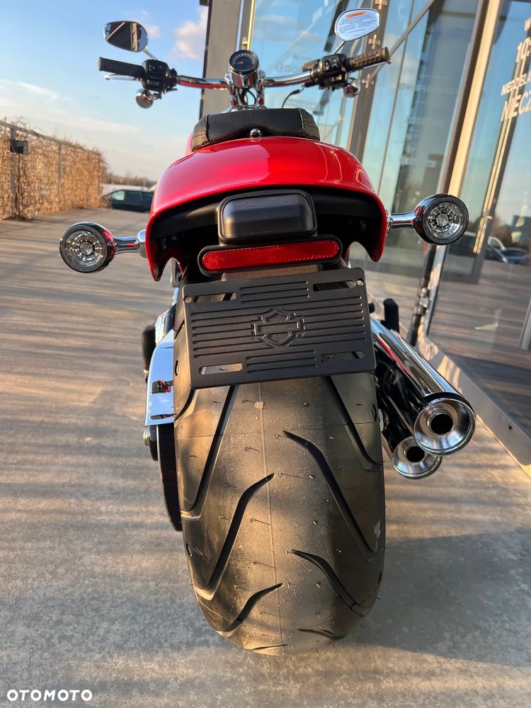 Harley-Davidson Softail Breakout - 7