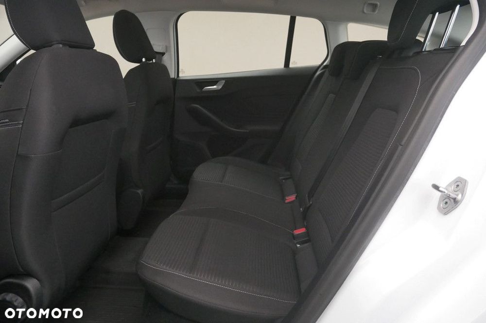 Ford Focus 1.0 EcoBoost Titanium - 15