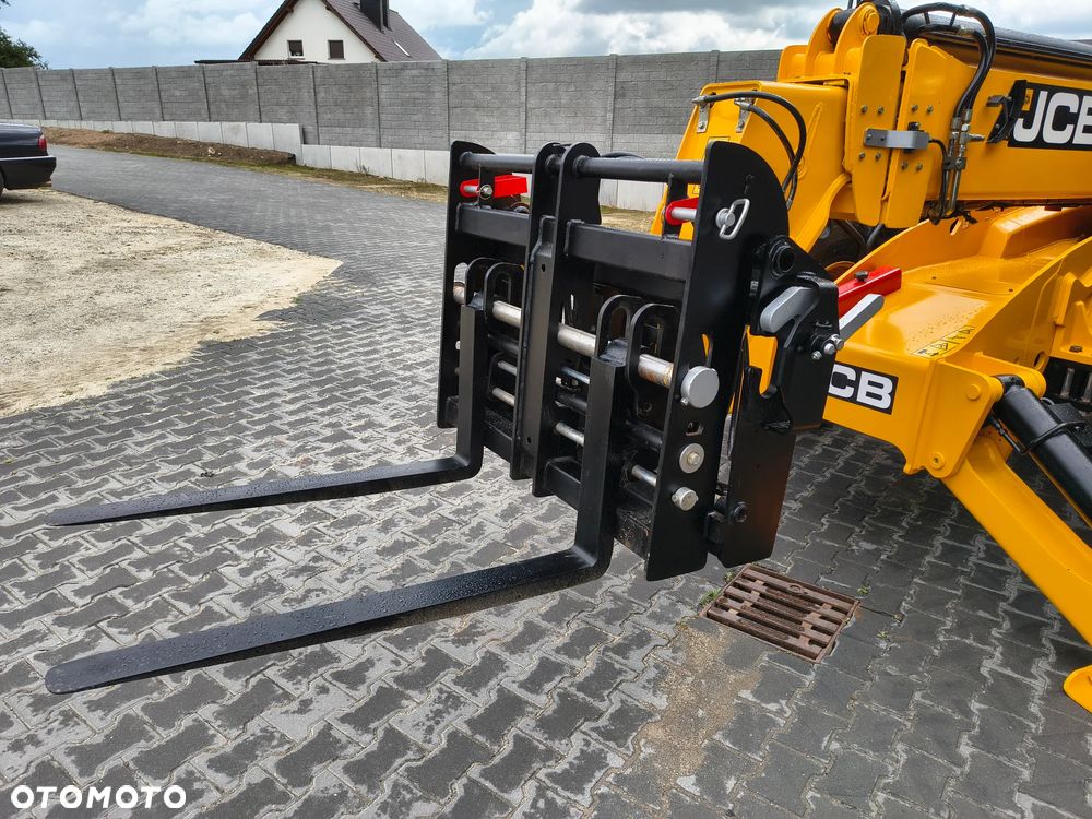 JCB 540-140 2021r - 18