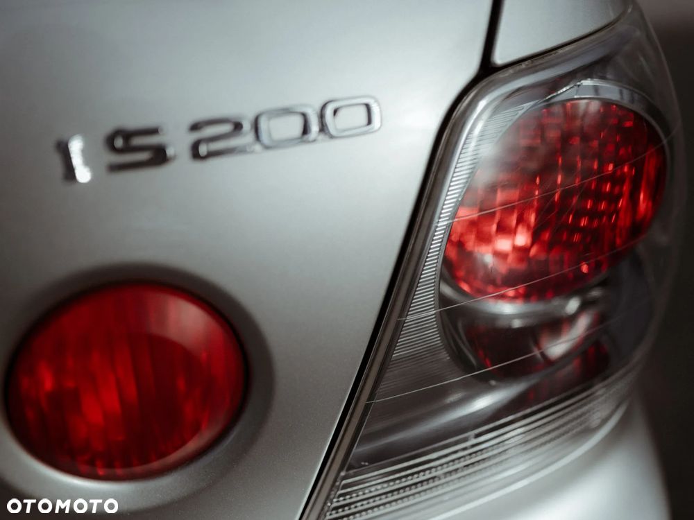 Lexus IS 200 SC Prestige - 39