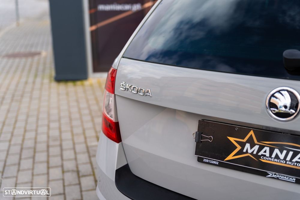 Skoda Octavia Break 2.0 TDI RS - 29