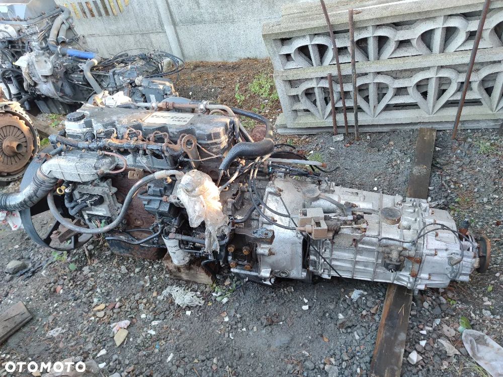 silnik IVECO ze skrzynią biegów - 3