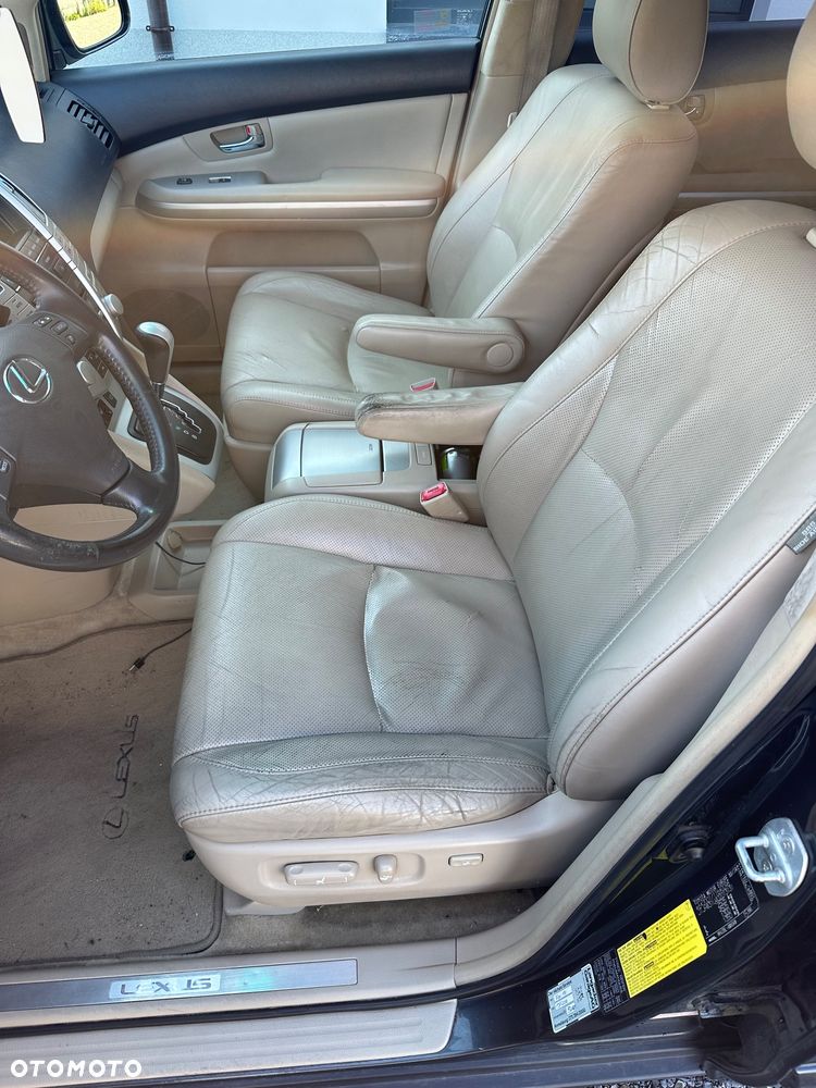 Lexus RX - 8