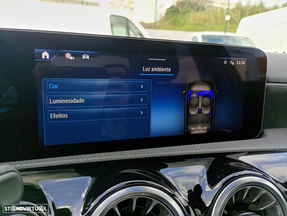 Mercedes-Benz A 250 Limousine e 8G-DCT AMG Line Advanced Plus - 44