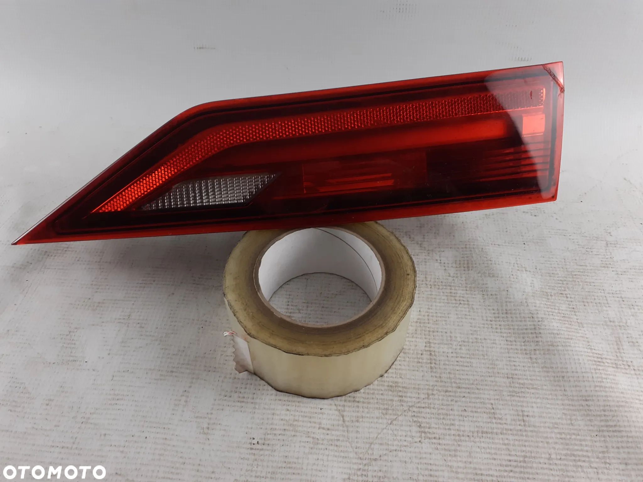 Lampa tylna lewa Volvo V90 w klapę 2021r. EUROPA. - 1