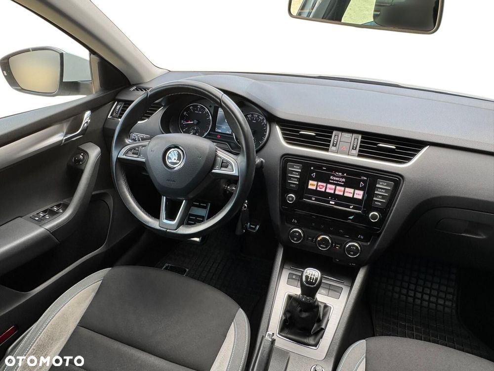 Skoda Octavia 1.4 TSI Ambition - 11