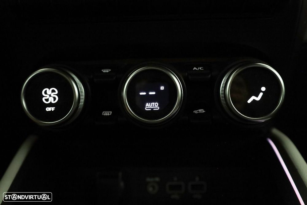 Renault Clio 1.0 TCe Techno CVT - 13