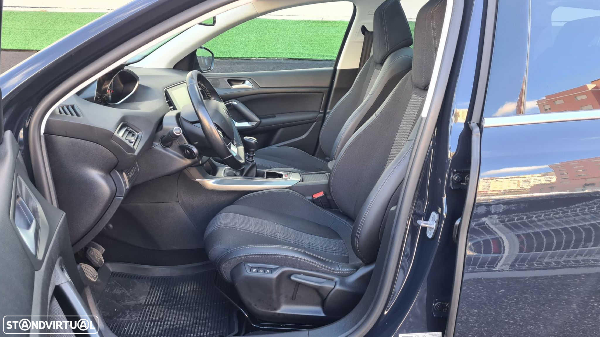 Peugeot 308 SW 1.5 BlueHDi Allure - 34