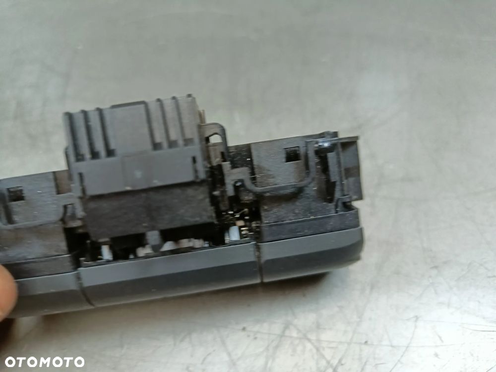 Przełącznik hamulca ręcznego Skoda Superb 3 III Panel Przycisk 3V0927225C - 11
