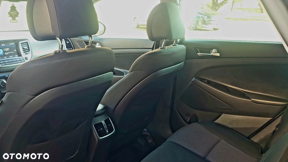 Hyundai Tucson blue 1.6 GDi 2WD Navi - 25