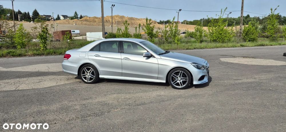 Mercedes-Benz E-Class 2013 photo 3