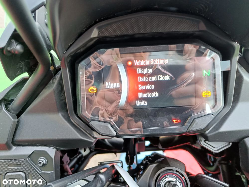 Kawasaki Versys 650 - 12