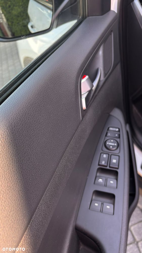 Hyundai Tucson 1.6 GDI BlueDrive Comfort 2WD - 14
