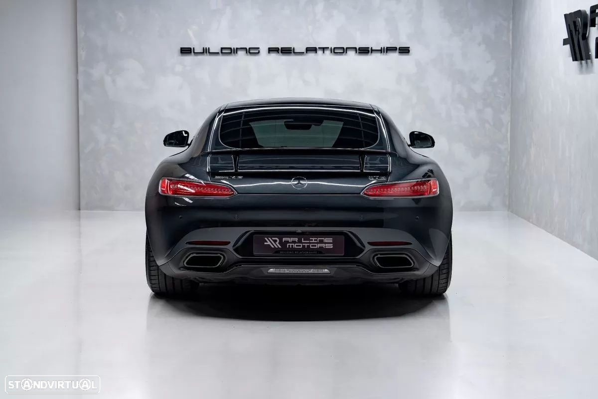 Mercedes-Benz AMG GT S - 12