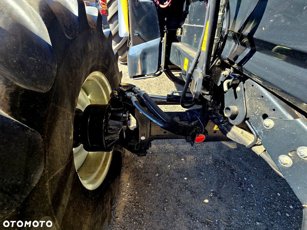 New Holland Cx8070 - 14