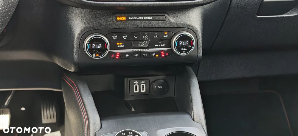 Ford Kuga 2.5 Duratec PHEV ST-LINE X - 17